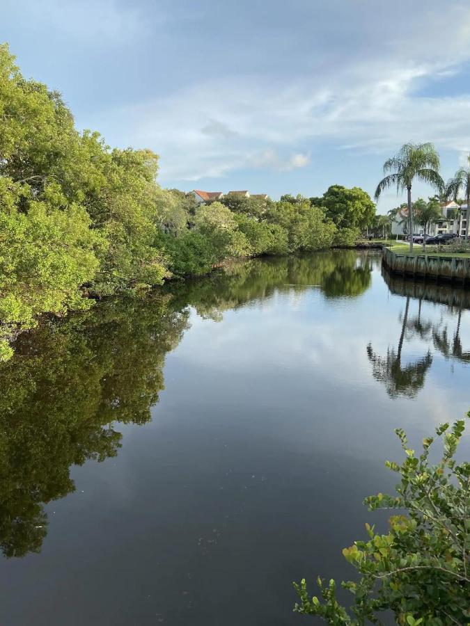 Dharma Home Suites Dania Beach At Sheridan Ocean Club Εξωτερικό φωτογραφία