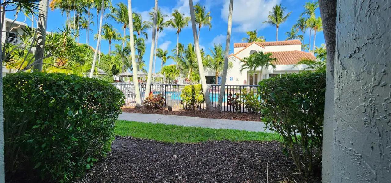 Dharma Home Suites Dania Beach At Sheridan Ocean Club Εξωτερικό φωτογραφία